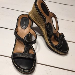 Born sandals